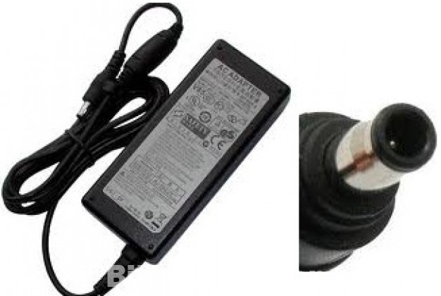 Used Genuine Samsung NP-R50 NP-R505 AC Adapter Charger 90W